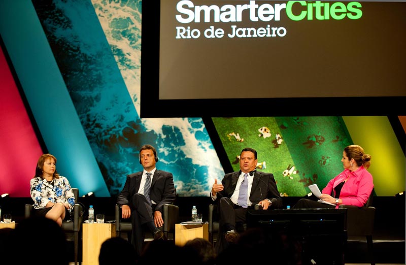 Alcaldesa de Antofagasta expone en Foro de Ciudades Inteligentes de Río de Janeiro desarrollado por IBM Alcaldesa Marcela Hernando expone en Foro Internacional de Río de Janeiro